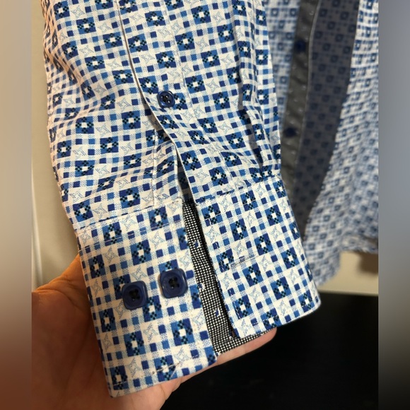 BC Collection designed in Miami- white and blue squared designed 2 tone- size L - Picture 4 of 7